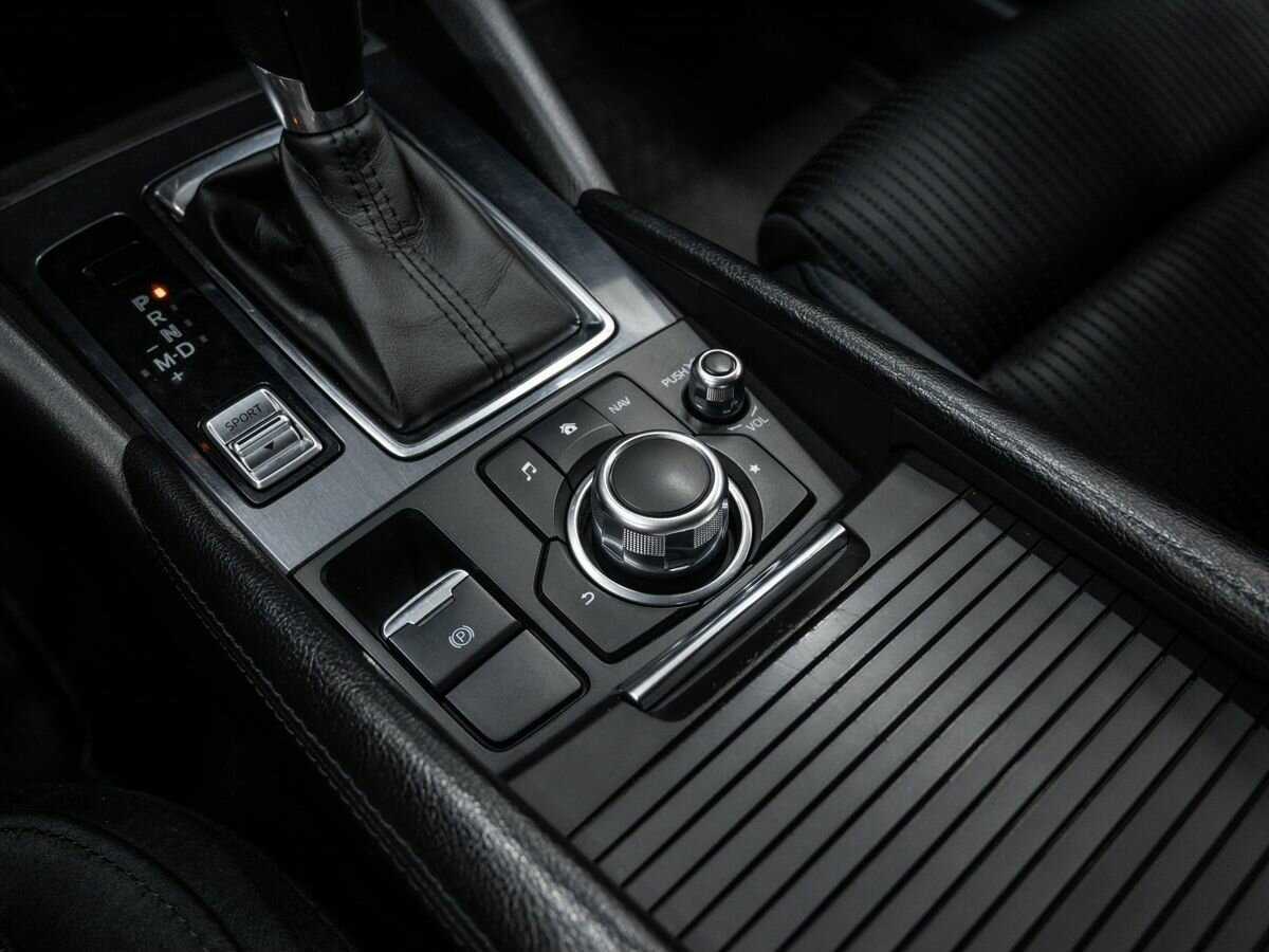 Б/У Мазда 6 2015 года. Фото: #16