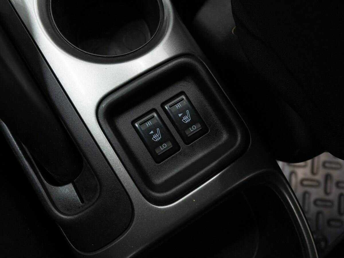 Б/У Ниссан Жук 2012 года. Фото: #18