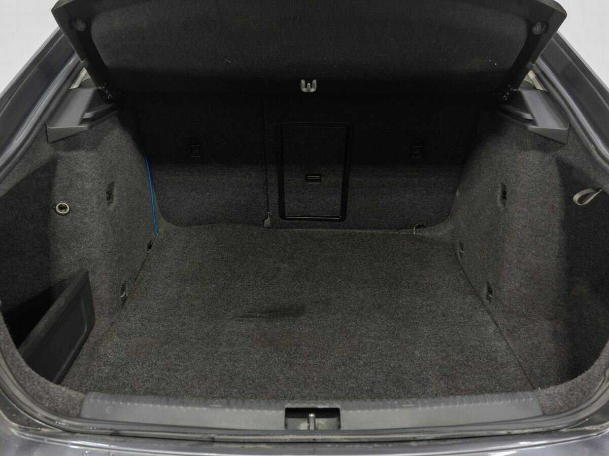 Б/У Шкода Октавия 2013 года. Фото: #20