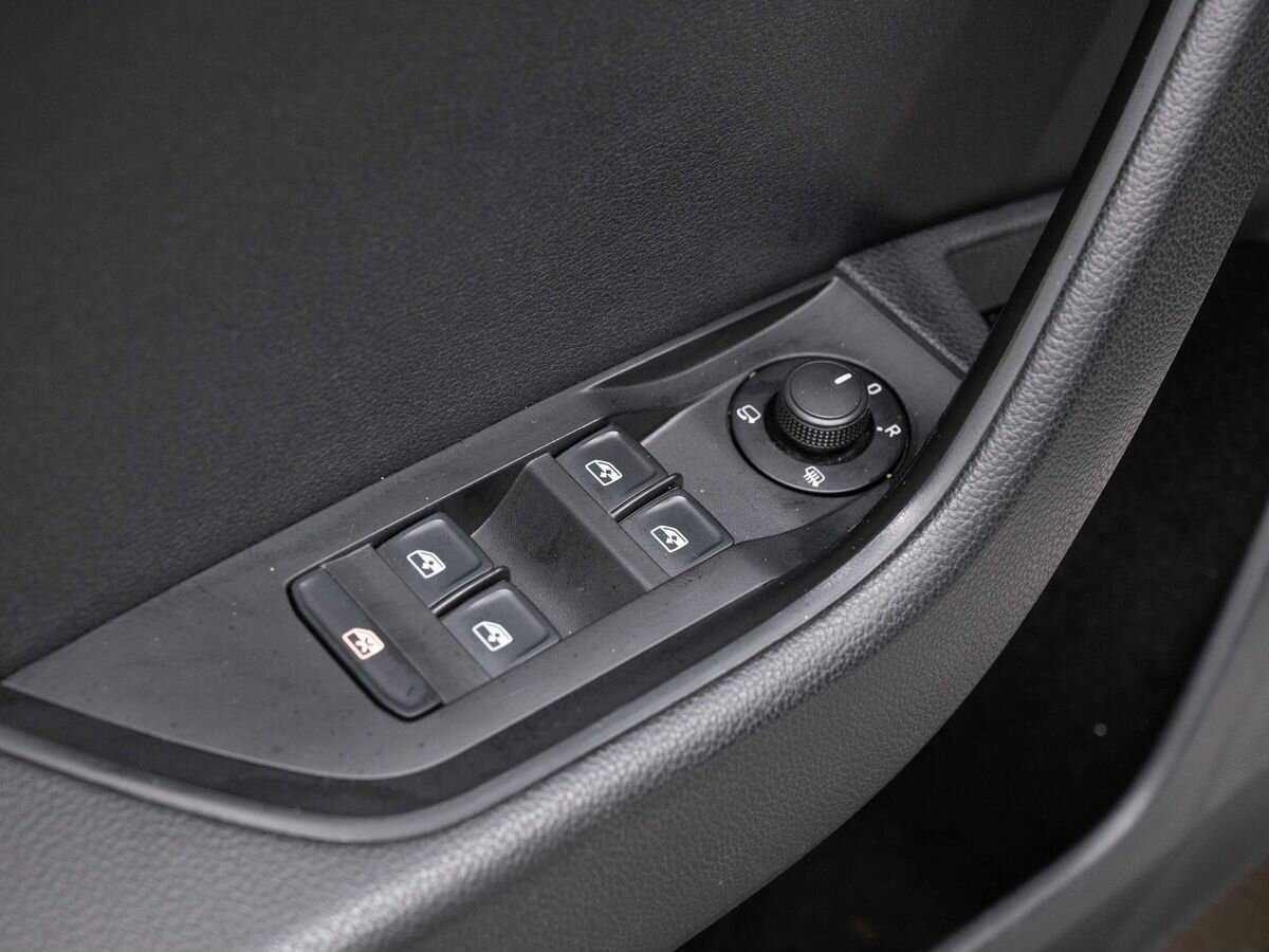 Б/У Шкода Суперб 2016 года. Фото: #14