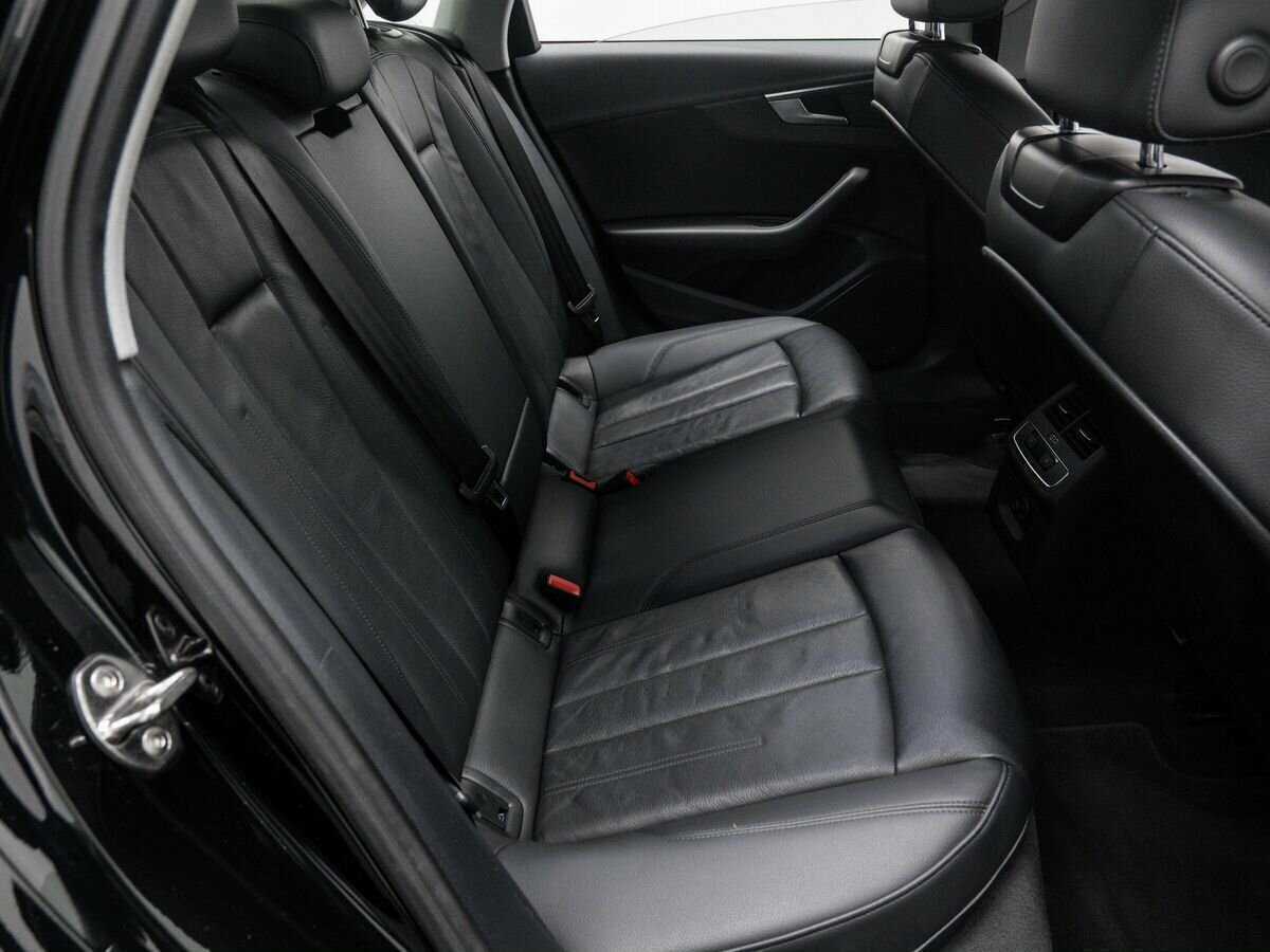 Audi A4 2018 года с пробегом. Фото: #9