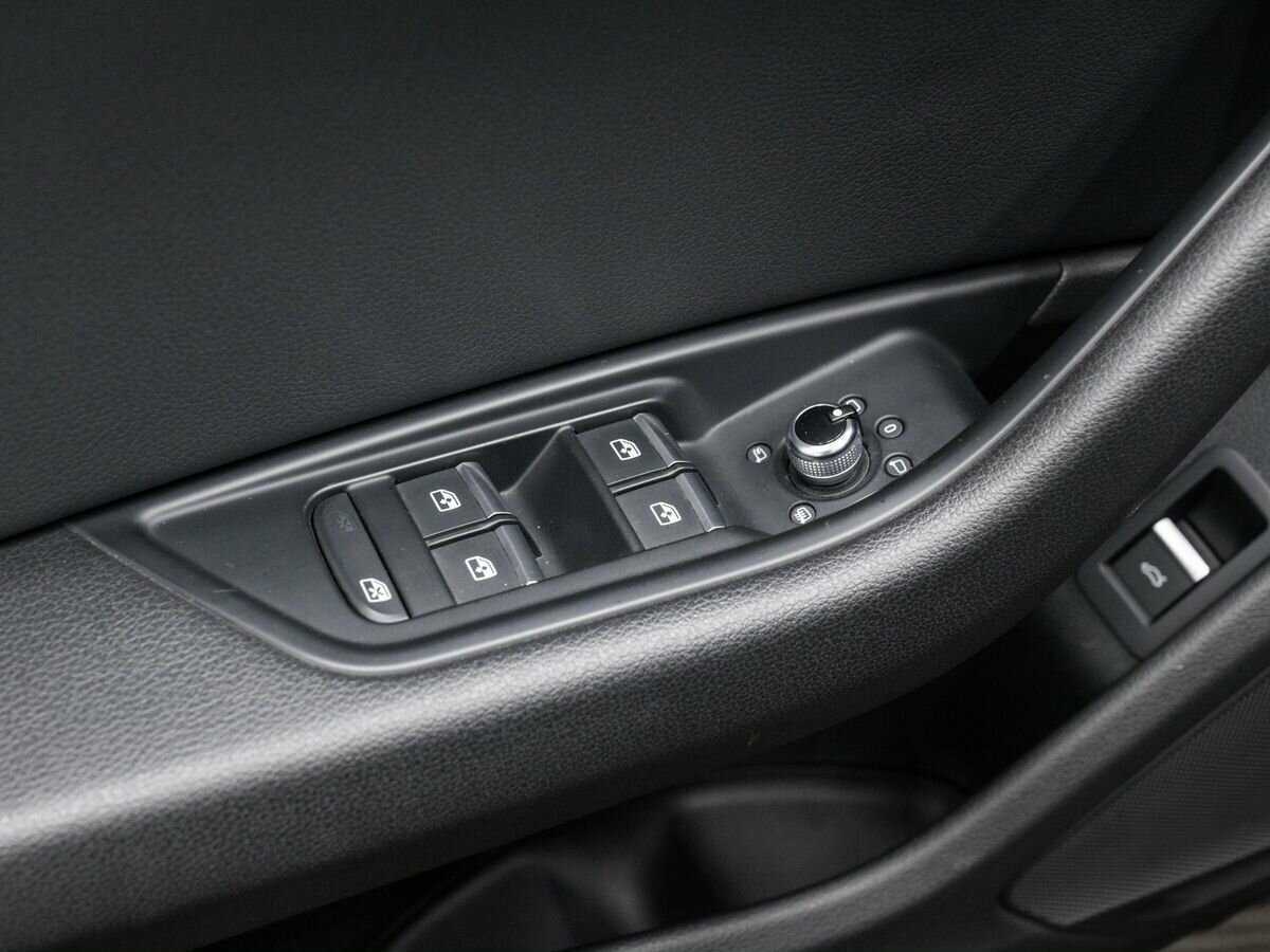 Audi A4 2018 года с пробегом. Фото: #15