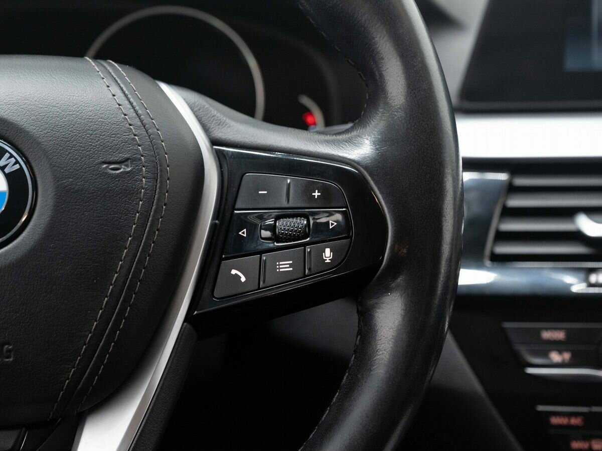 BMW 5 серии 2019 года с пробегом. Фото: #18