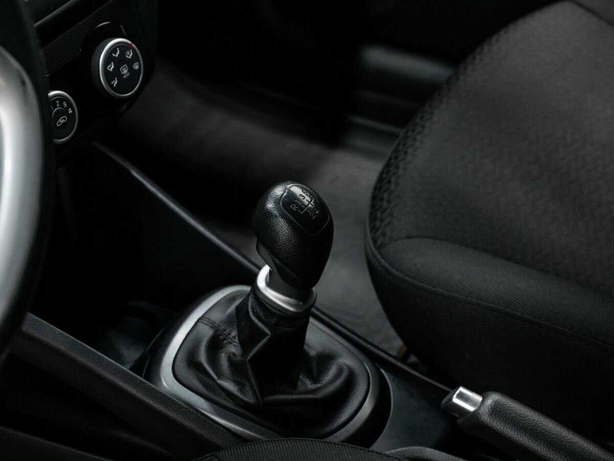 Б/У Киа Рио 2015 года. Фото: #15