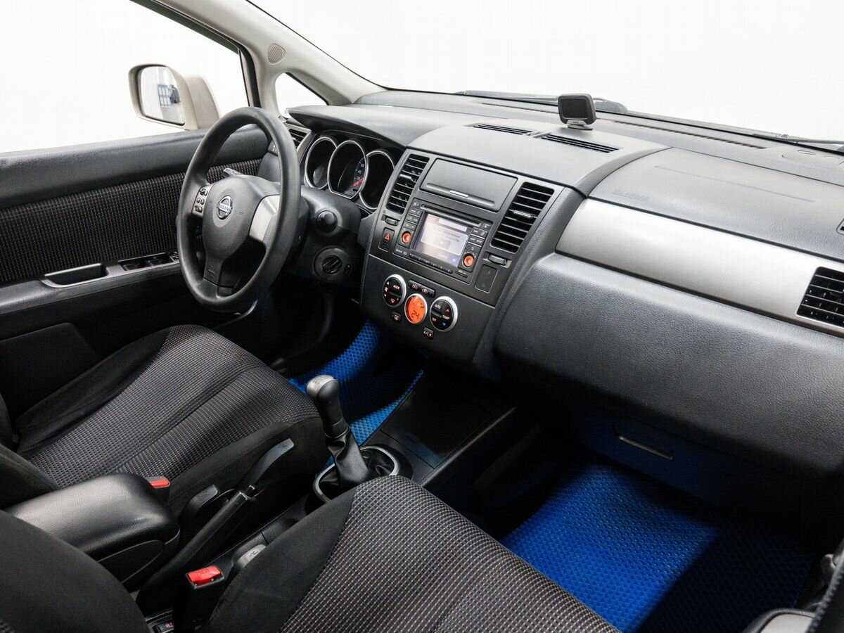 Б/У Ниссан Тиида 2012 года. Фото: #7