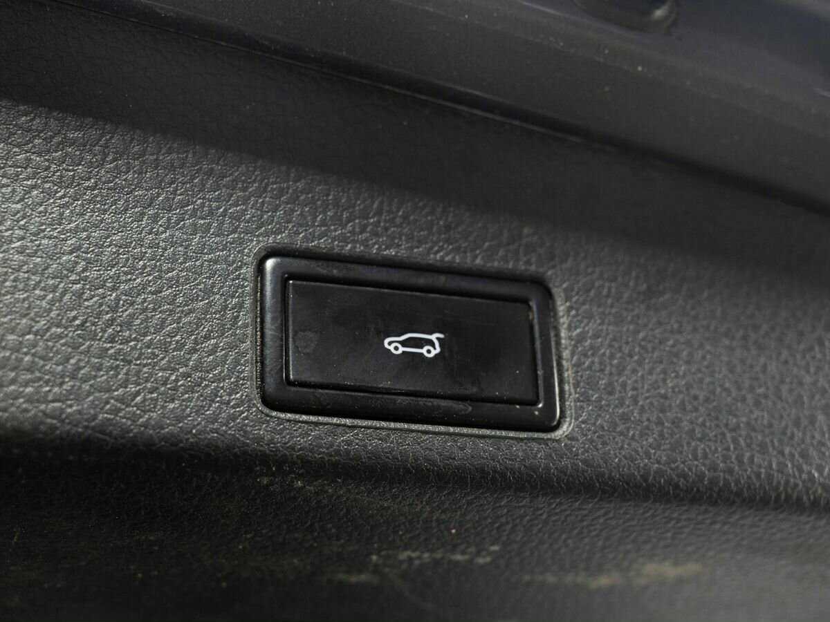 Volkswagen Touareg 2017 года с пробегом. Фото: #24