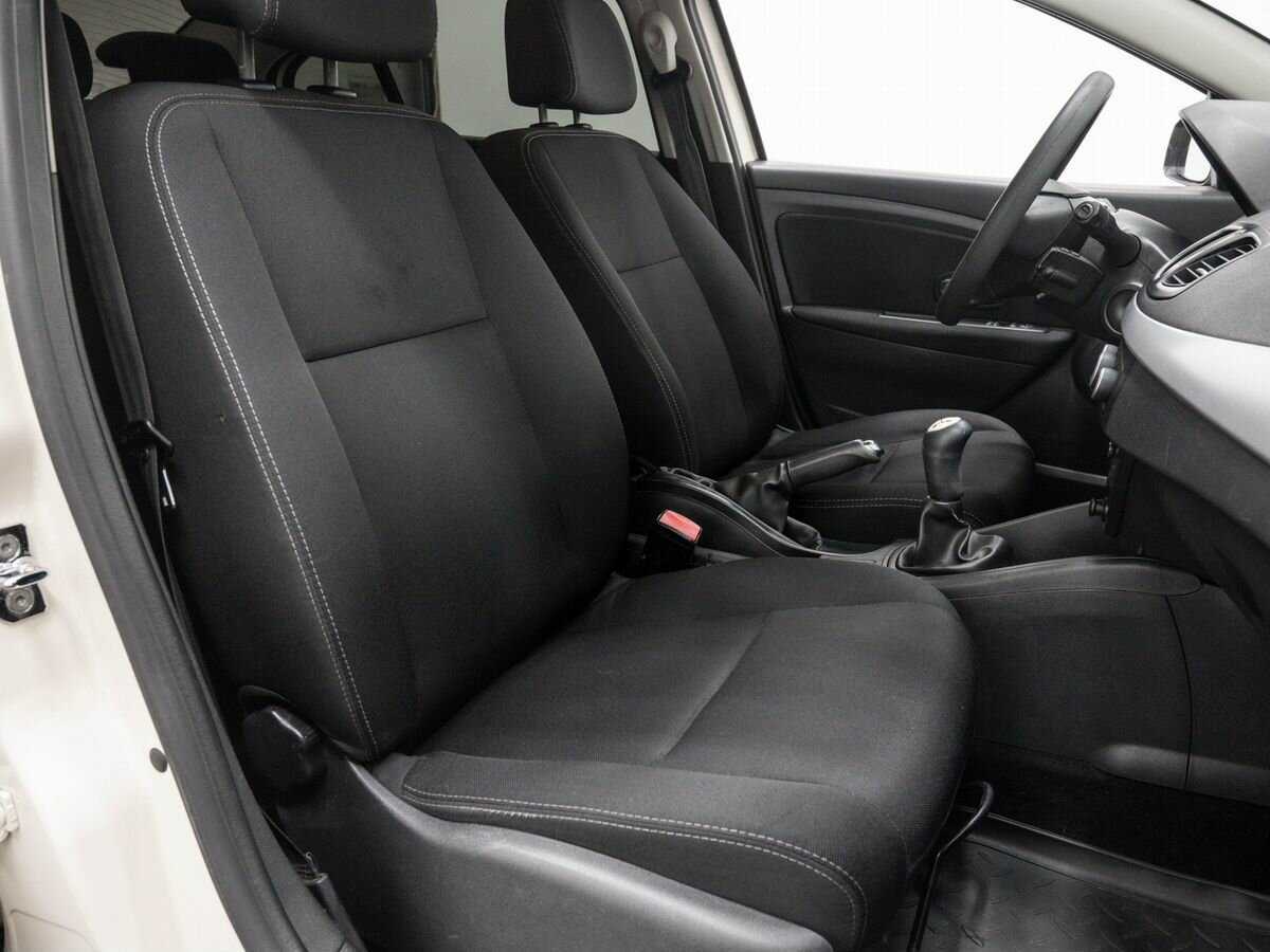 Б/У Рено Флюенс 2013 года. Фото: #5