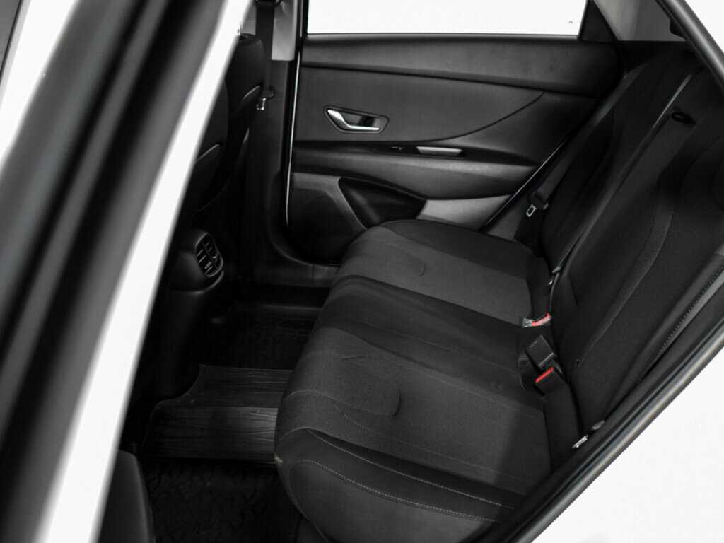 Б/У Хендай Елантра 2021 года. Фото: #7