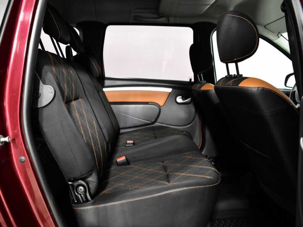 Б/У Лада (ВАЗ) Ларгус 2016 года. Фото: #9