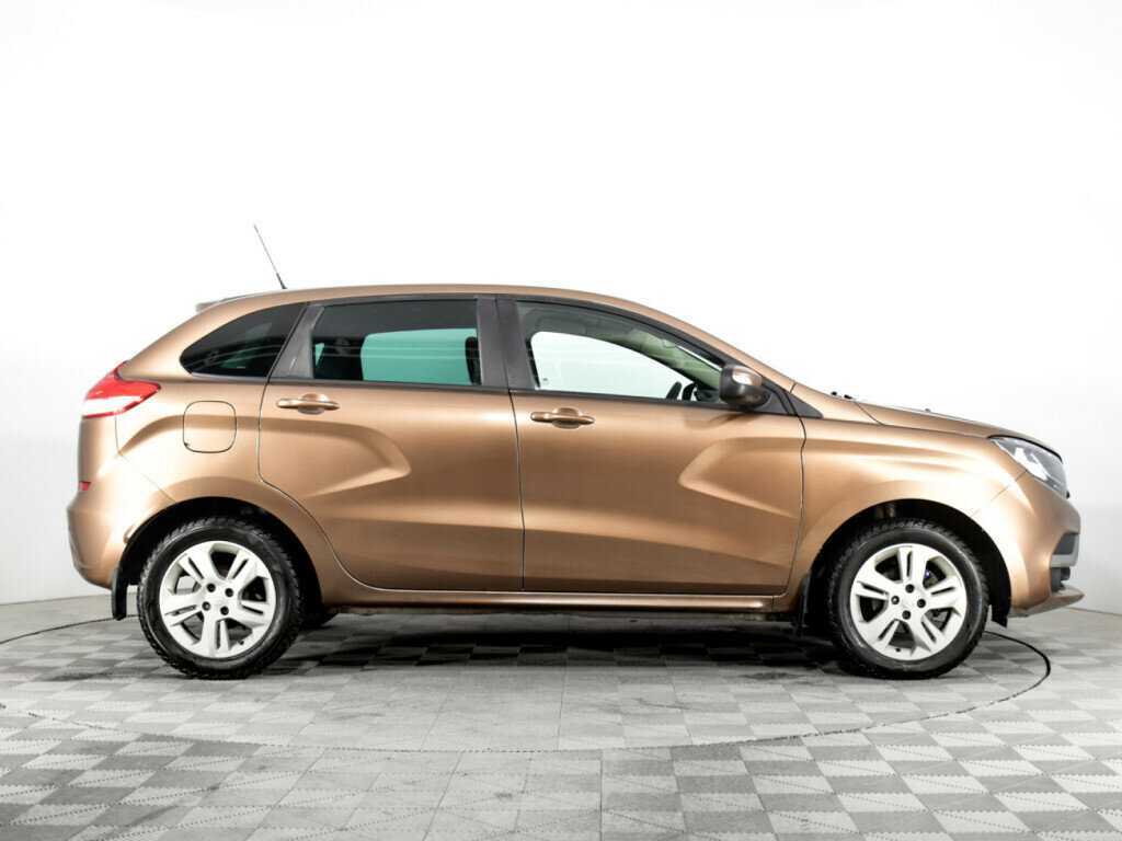 Б/У Лада (ВАЗ) ИКСРЭЙ 2016 года. Фото: #3