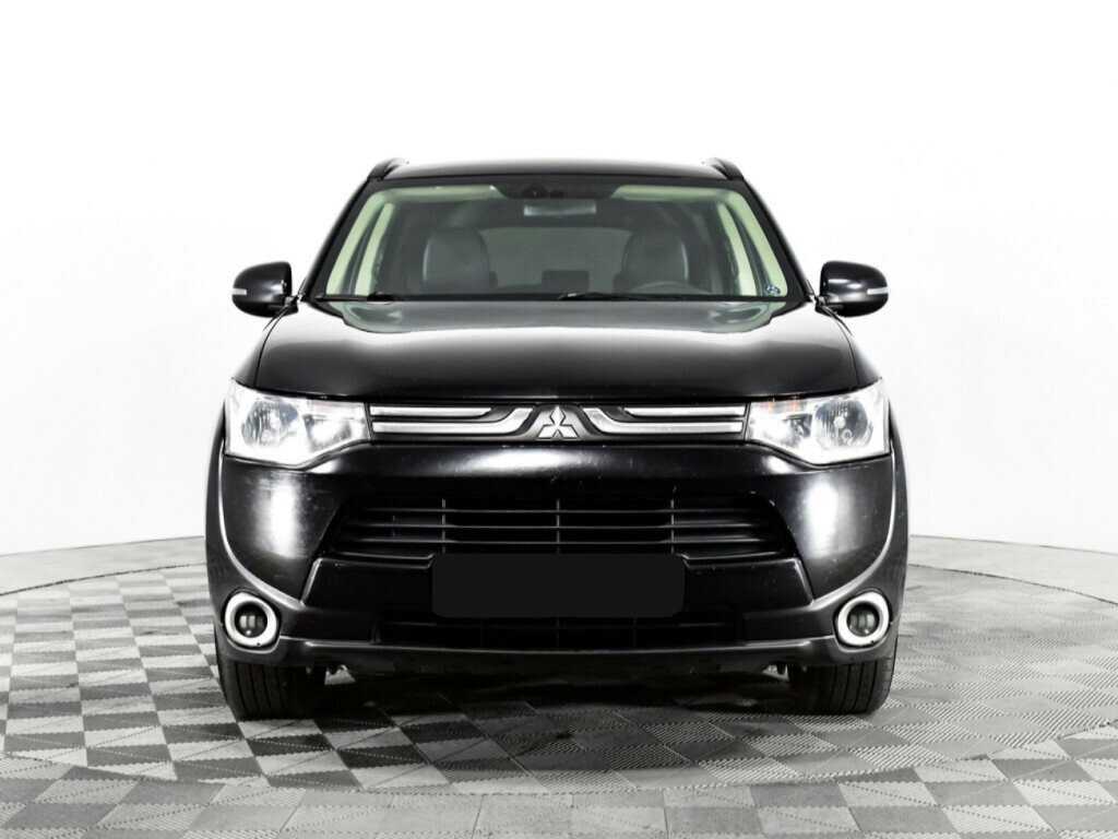 Mitsubishi Outlander 2012 года с пробегом. Фото: #1