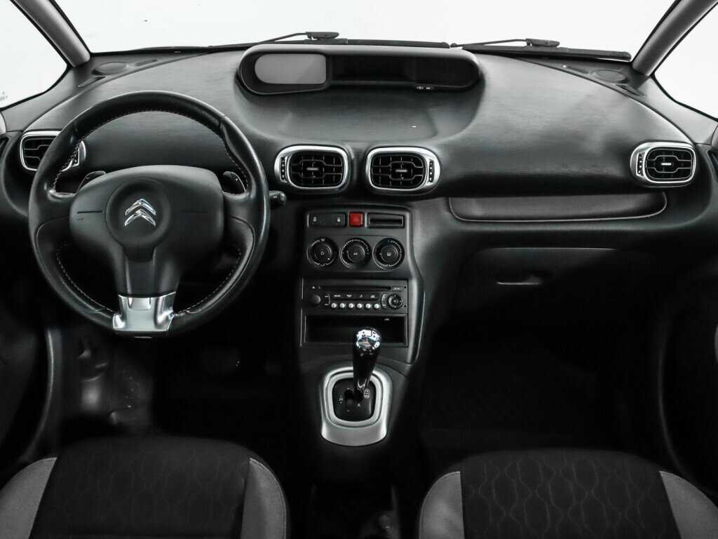 Б/У Ситроен Ц3 Пикассо 2013 года. Фото: #11