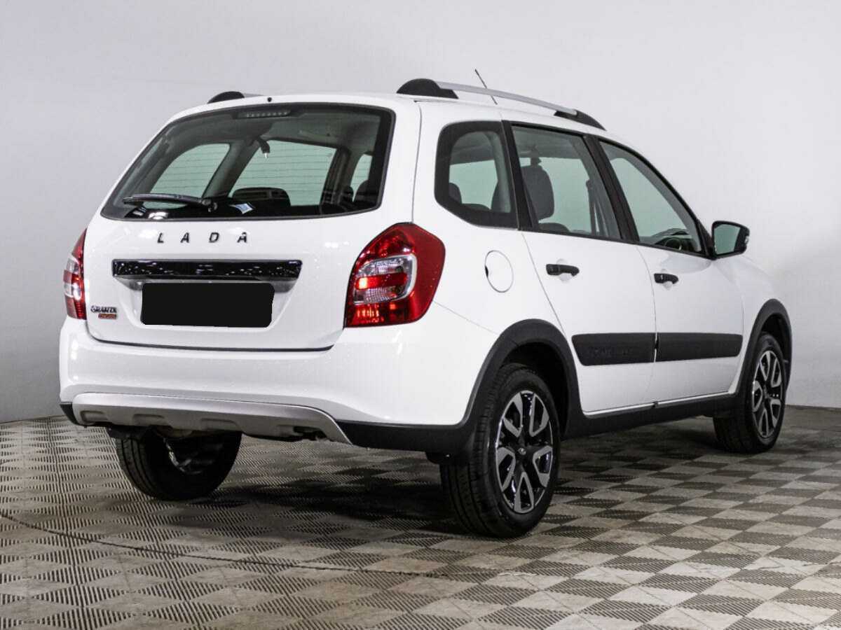 Б/У Лада (ВАЗ) Гранта 2023 года. Фото: #4