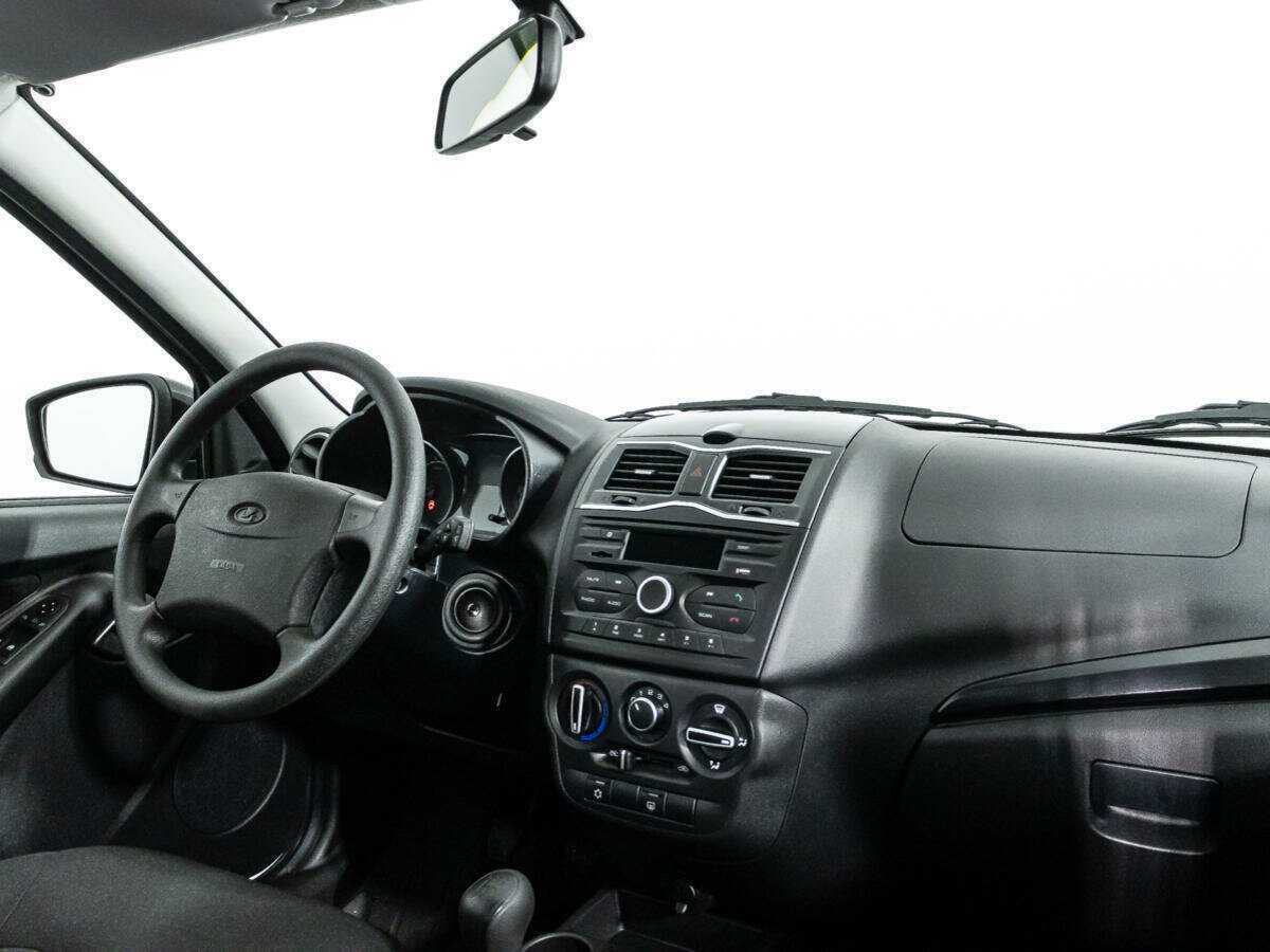 Б/У Лада (ВАЗ) Гранта 2023 года. Фото: #8