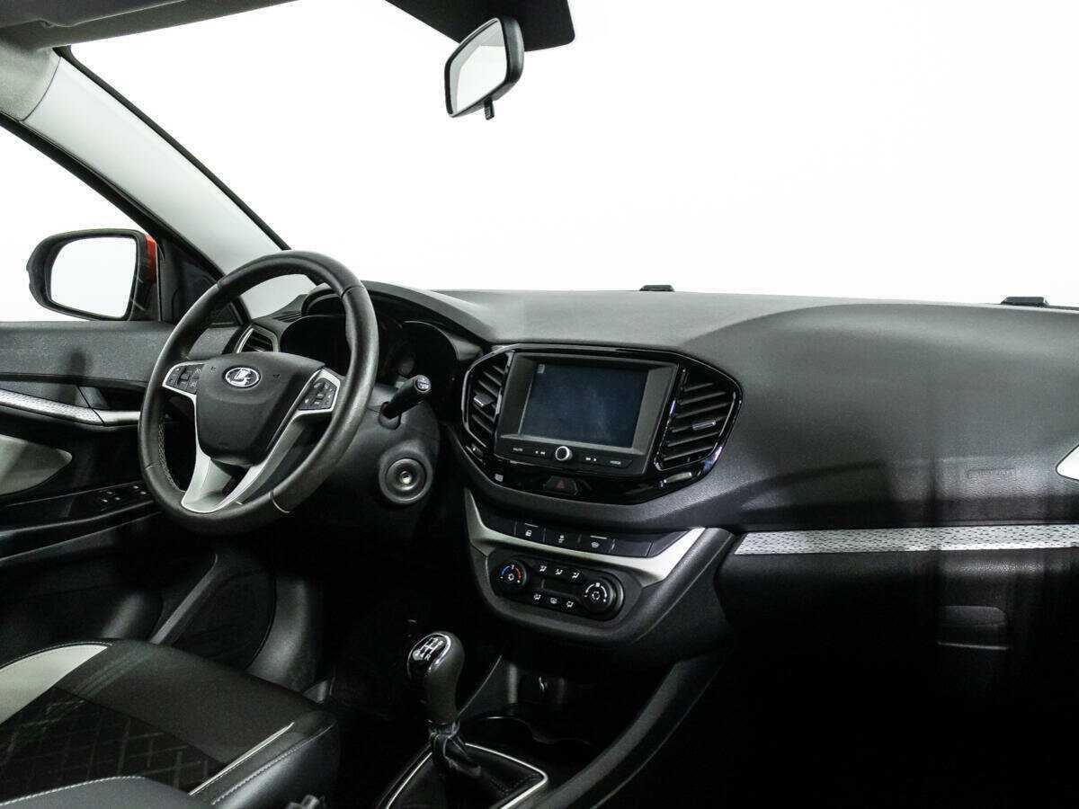 Б/У Лада (ВАЗ) Веста 2021 года. Фото: #8