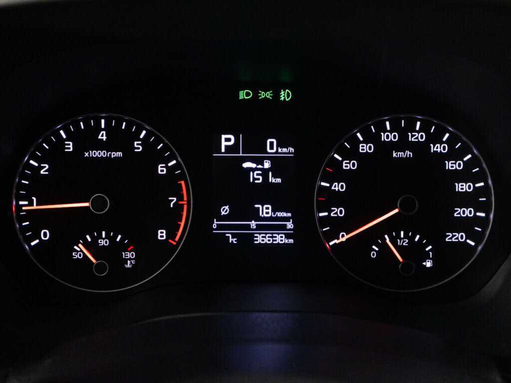 Б/У Киа Рио 2021 года. Фото: #11