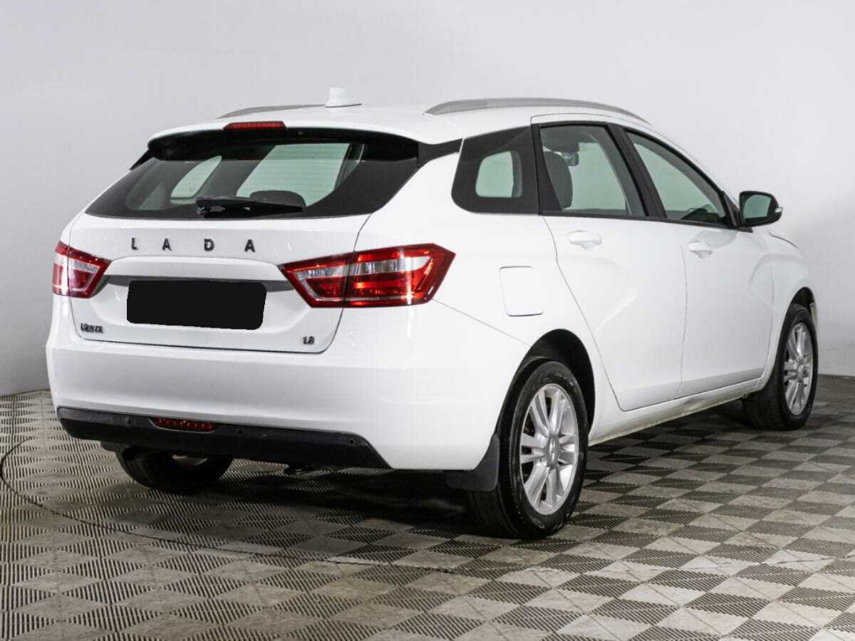 Б/У Лада (ВАЗ) Веста 2017 года. Фото: #4