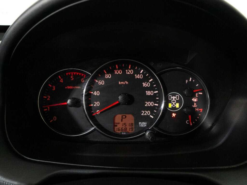 Б/У Митсубиши Паджеро Спорт 2014 года. Фото: #11