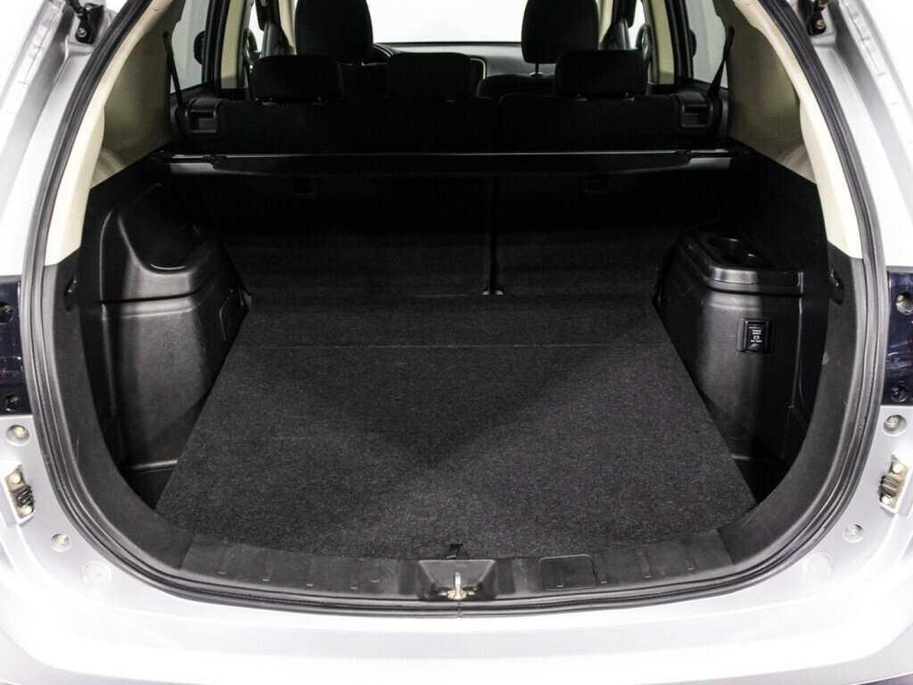 Mitsubishi Outlander 2021 года с пробегом. Фото: #14