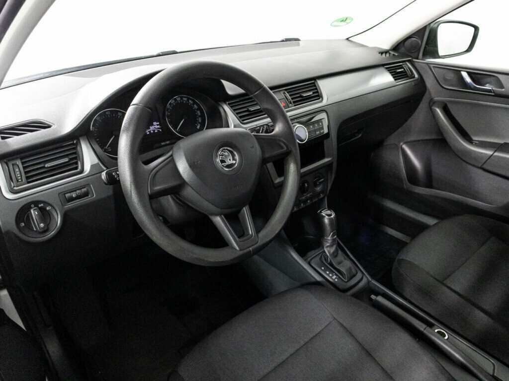 Б/У Шкода Рапид 2017 года. Фото: #10