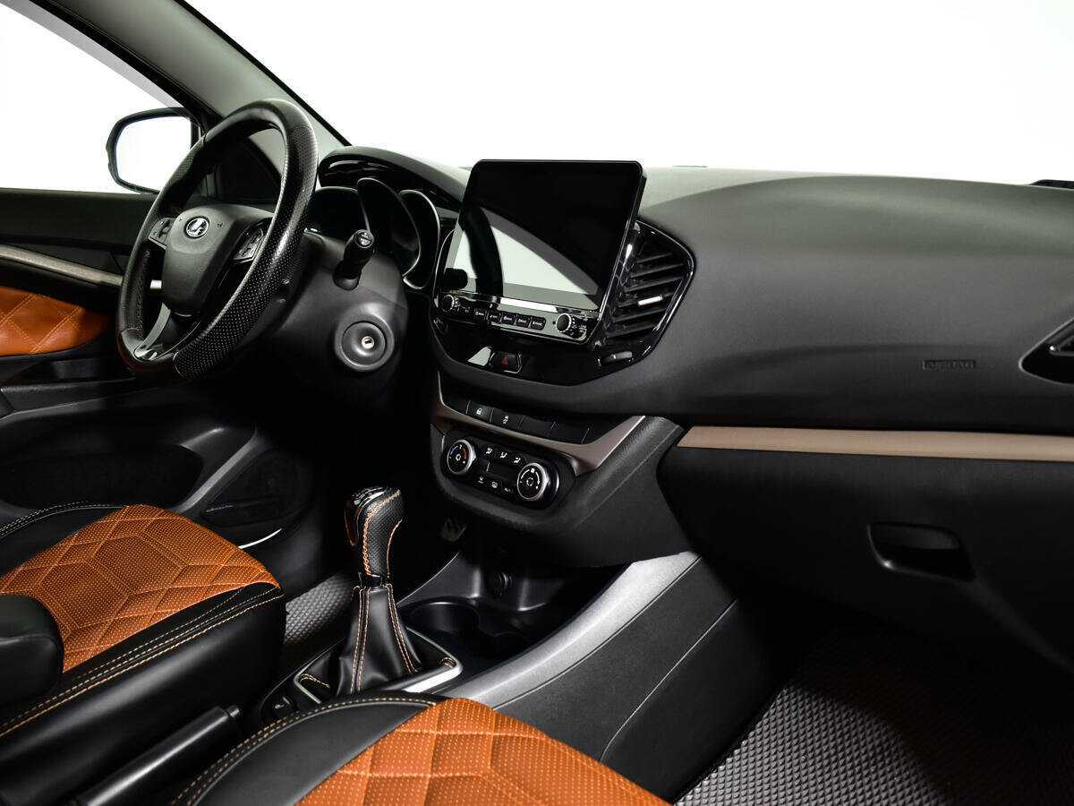 Б/У Лада (ВАЗ) Веста 2016 года. Фото: #6