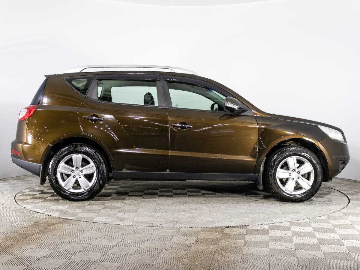 Б/У Джили Эмгранд Икс7 2015 года. Фото: #3