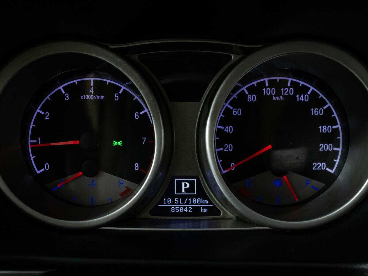 Б/У Джили Эмгранд Икс7 2015 года. Фото: #11