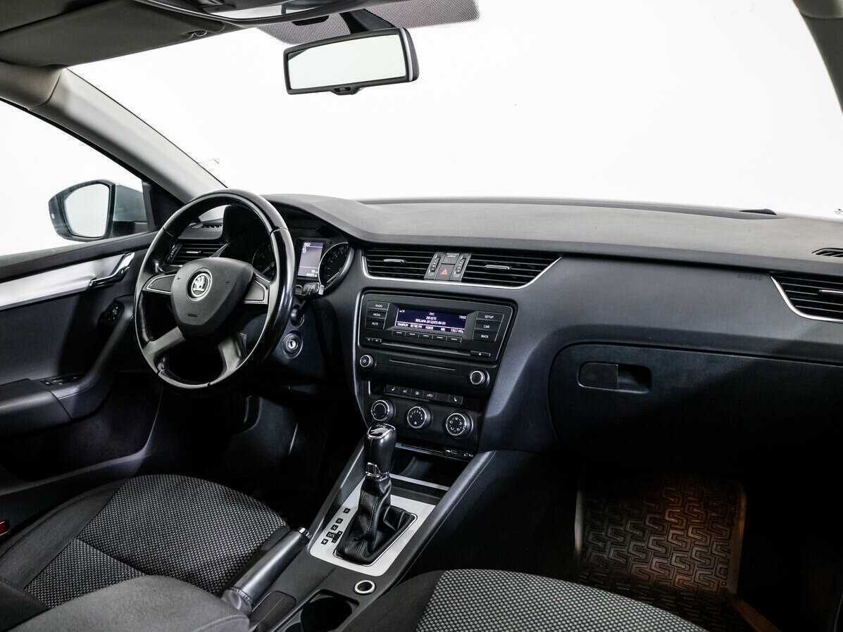 Б/У Шкода Октавия 2014 года. Фото: #8