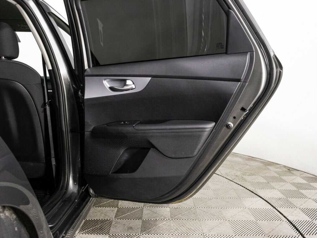 Kia Cerato 2022 года с пробегом. Фото: #24