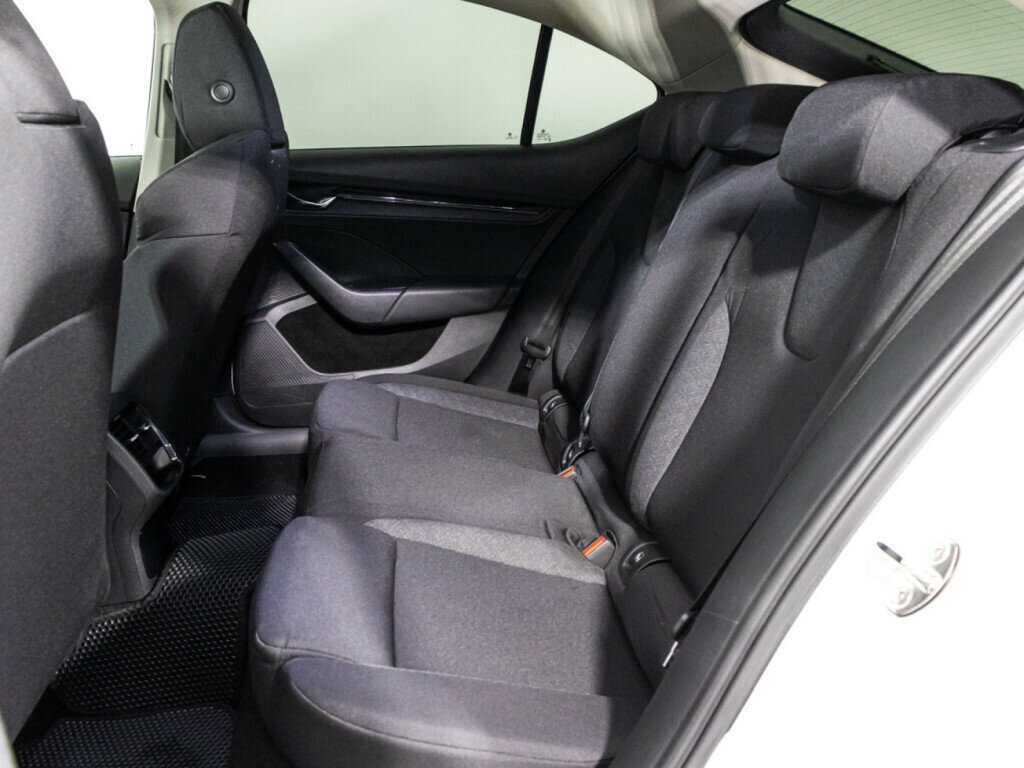 Б/У Шкода Октавия 2021 года. Фото: #9