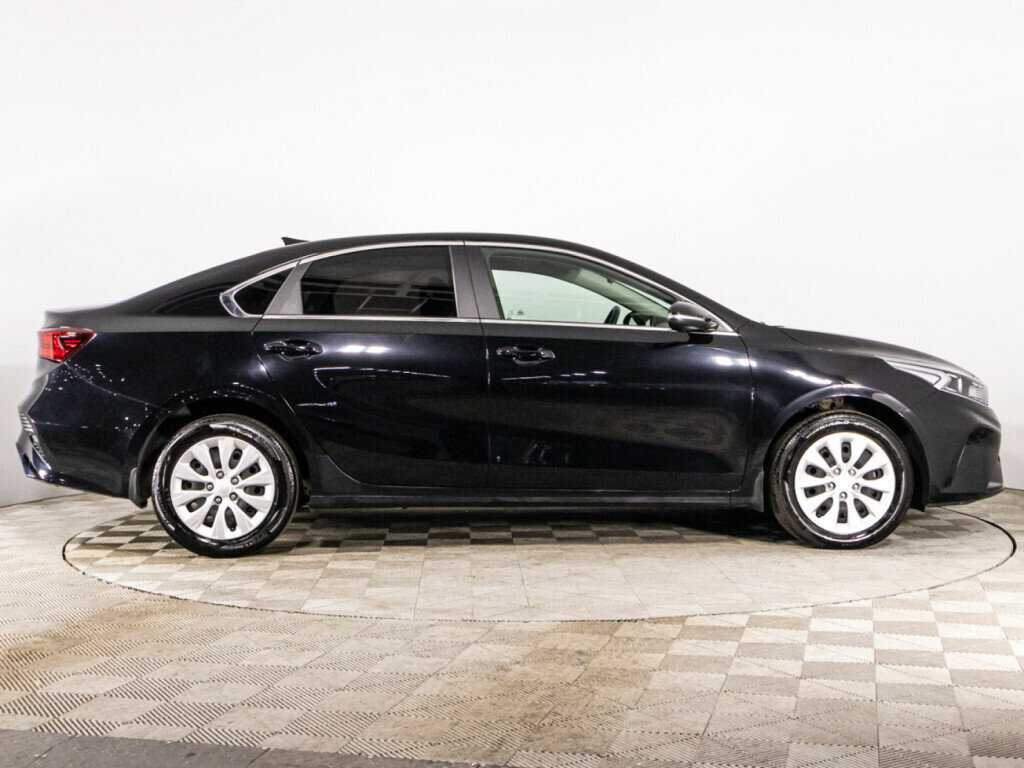 Б/У Киа Церато 2022 года. Фото: #3