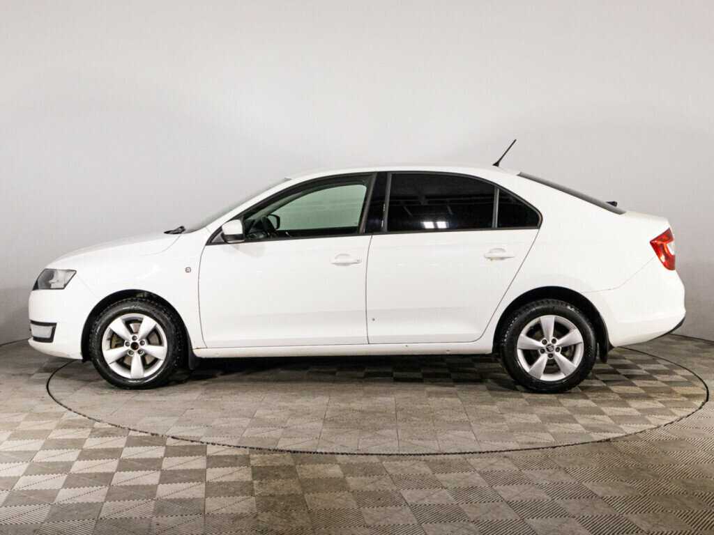 Б/У Шкода Рапид 2015 года. Фото: #7