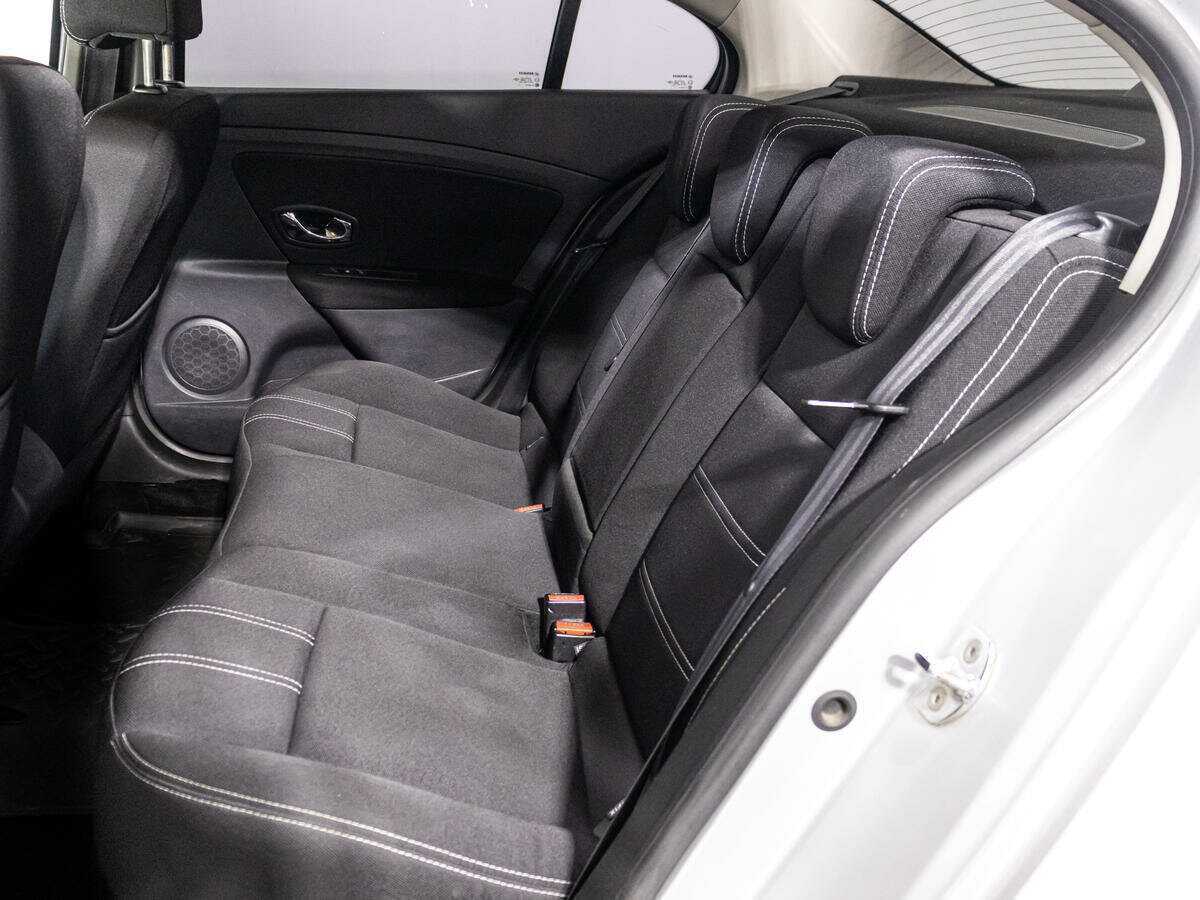 Б/У Рено Флюенс 2014 года. Фото: #9