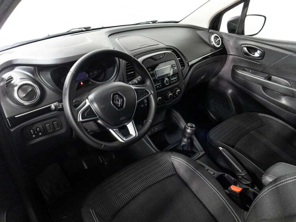 Б/У Рено Каптюр 2022 года. Фото: #10