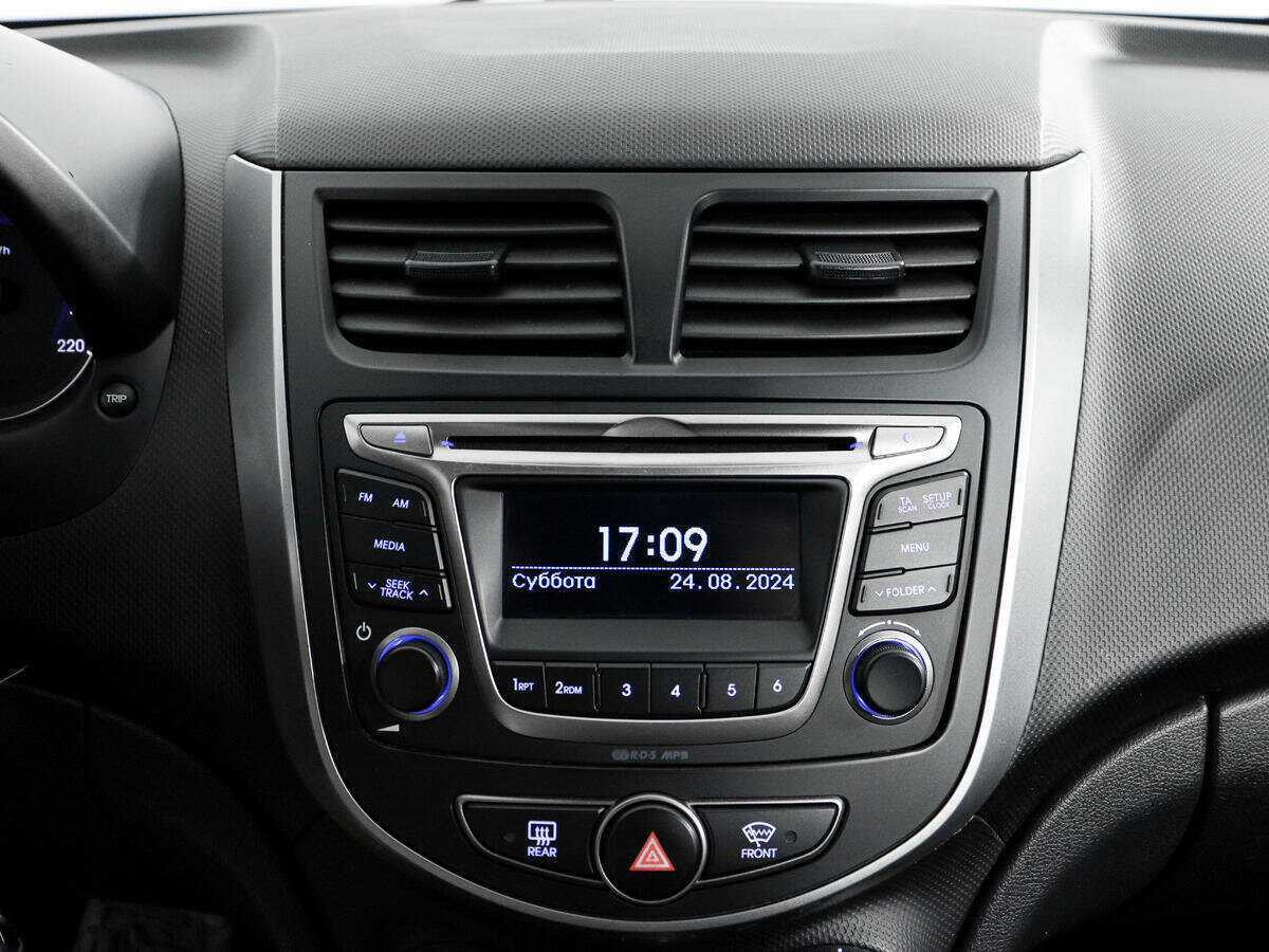 Б/У Хендай Солярис 2016 года. Фото: #12