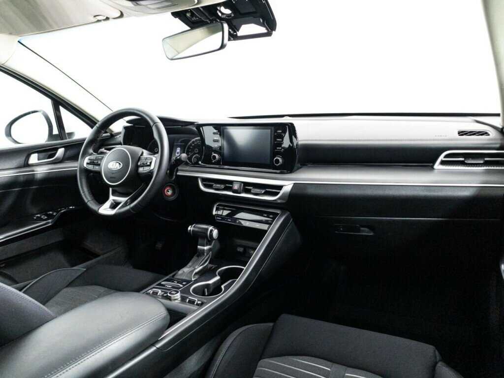 Б/У Киа К5 2021 года. Фото: #8