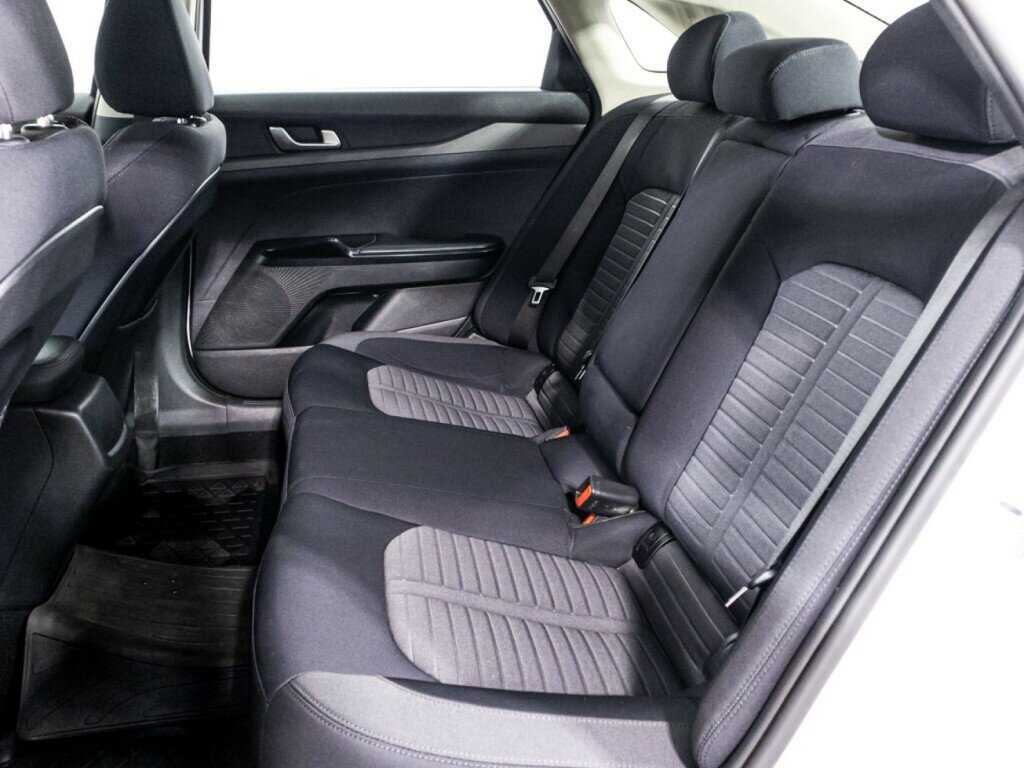 Б/У Киа К5 2021 года. Фото: #9