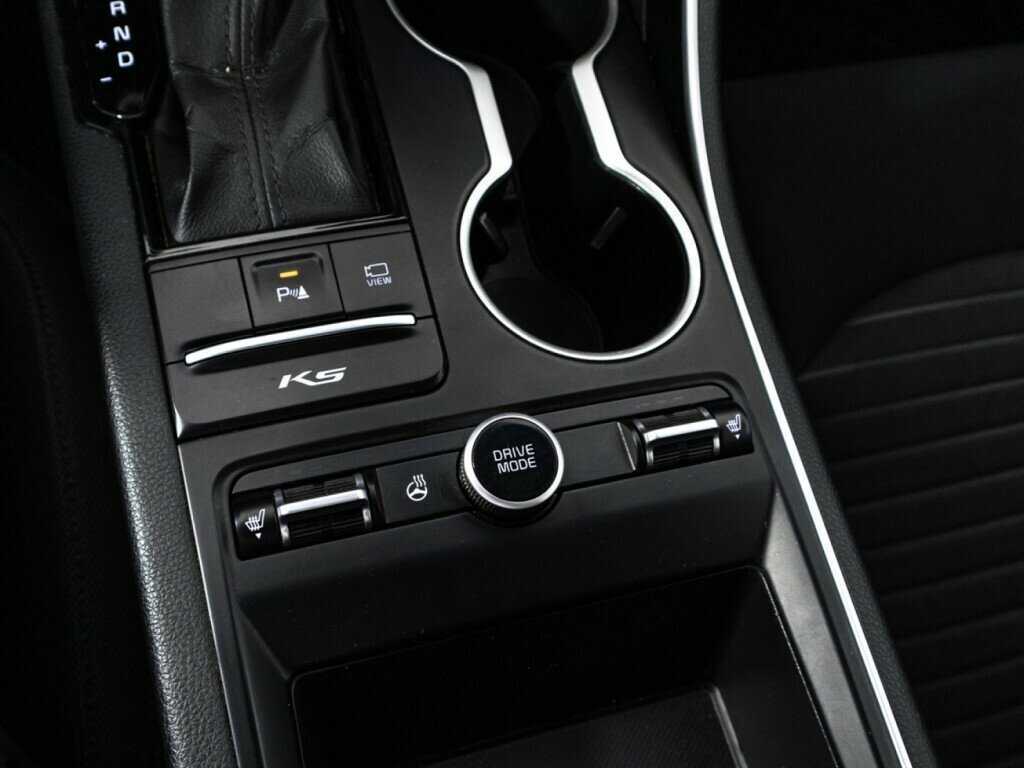 Б/У Киа К5 2021 года. Фото: #17