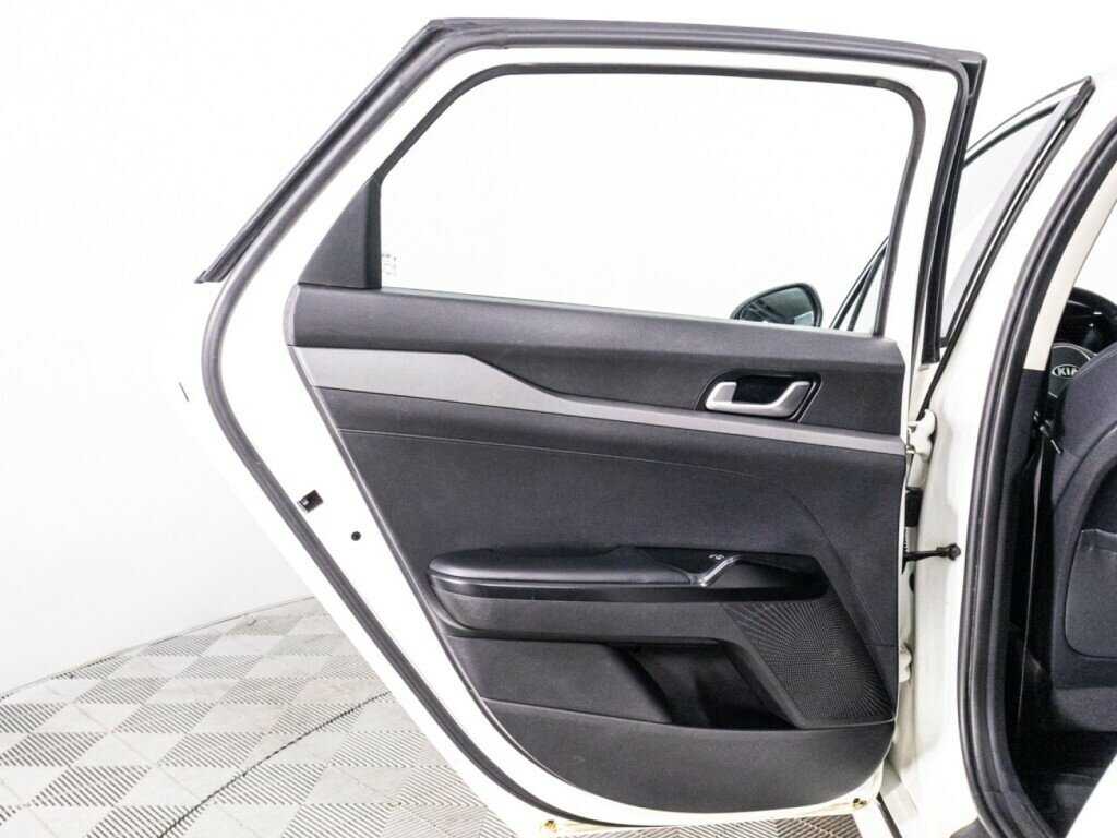 Б/У Киа К5 2021 года. Фото: #26