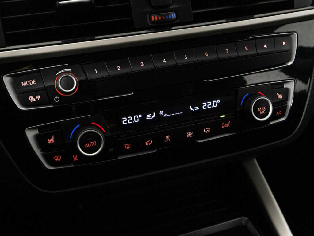 BMW 1 серии 2017 года с пробегом. Фото: #14