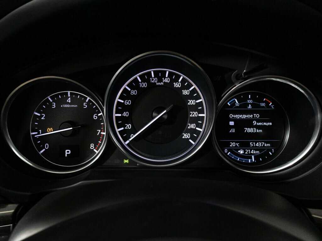 Б/У Мазда Ц-Икс-5 2017 года. Фото: #11