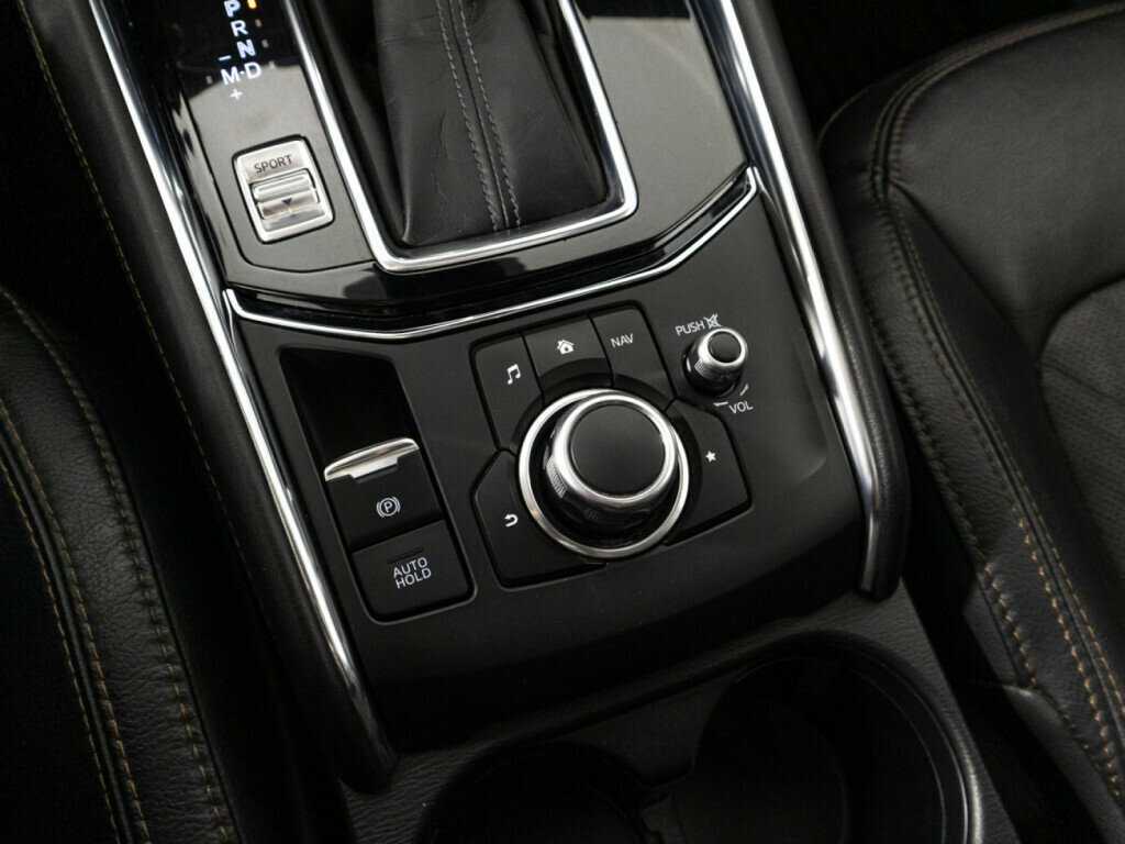 Б/У Мазда Ц-Икс-5 2017 года. Фото: #18