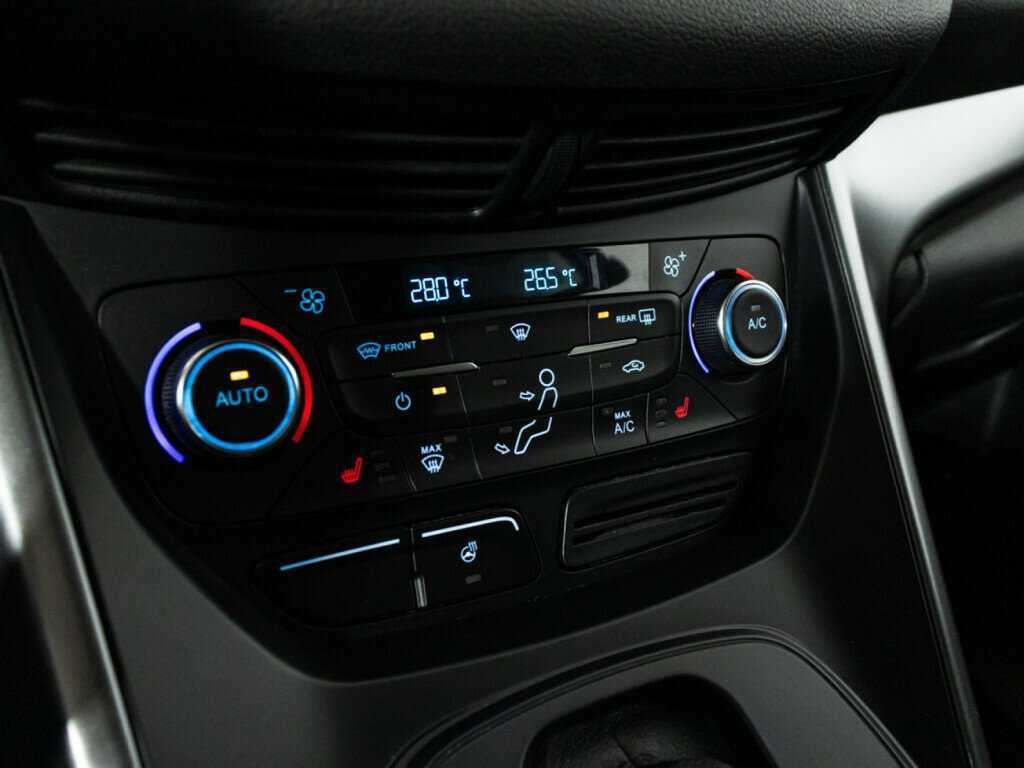 Б/У Форд Куга 2018 года. Фото: #15