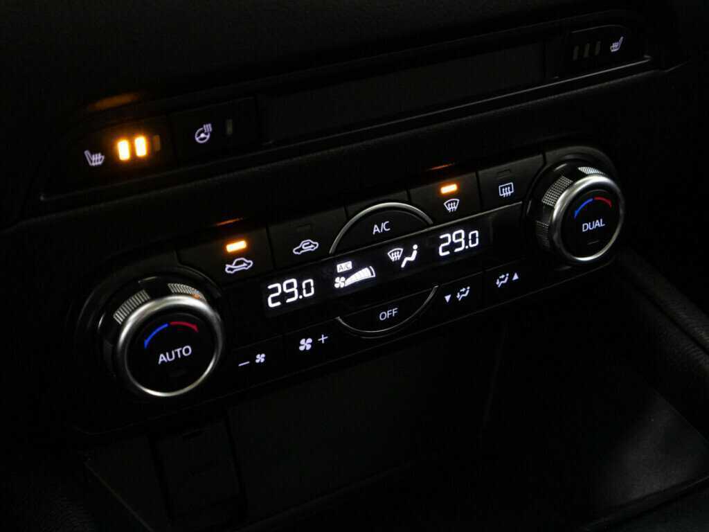 Б/У Мазда Ц-Икс-5 2017 года. Фото: #14