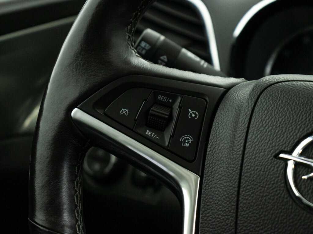 Б/У Опель Мокка 2015 года. Фото: #17