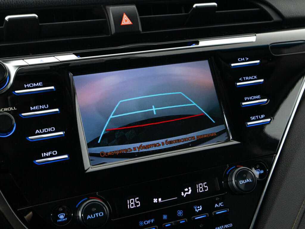 Toyota Camry 2018 года с пробегом. Фото: #14