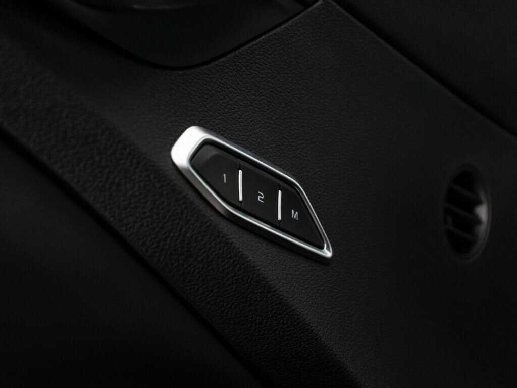 Geely Tugella 2022 года с пробегом. Фото: #20