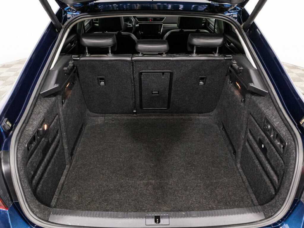 Б/У Шкода Суперб 2018 года. Фото: #14