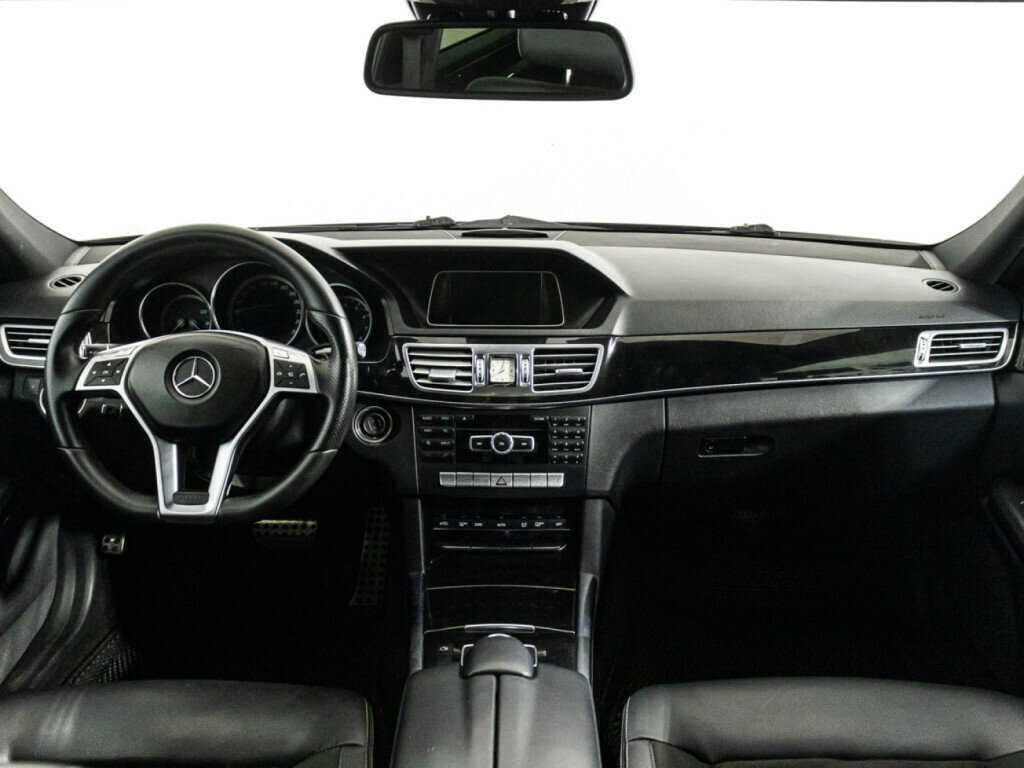 Mercedes-Benz E-Класс 2013 года с пробегом. Фото: #12