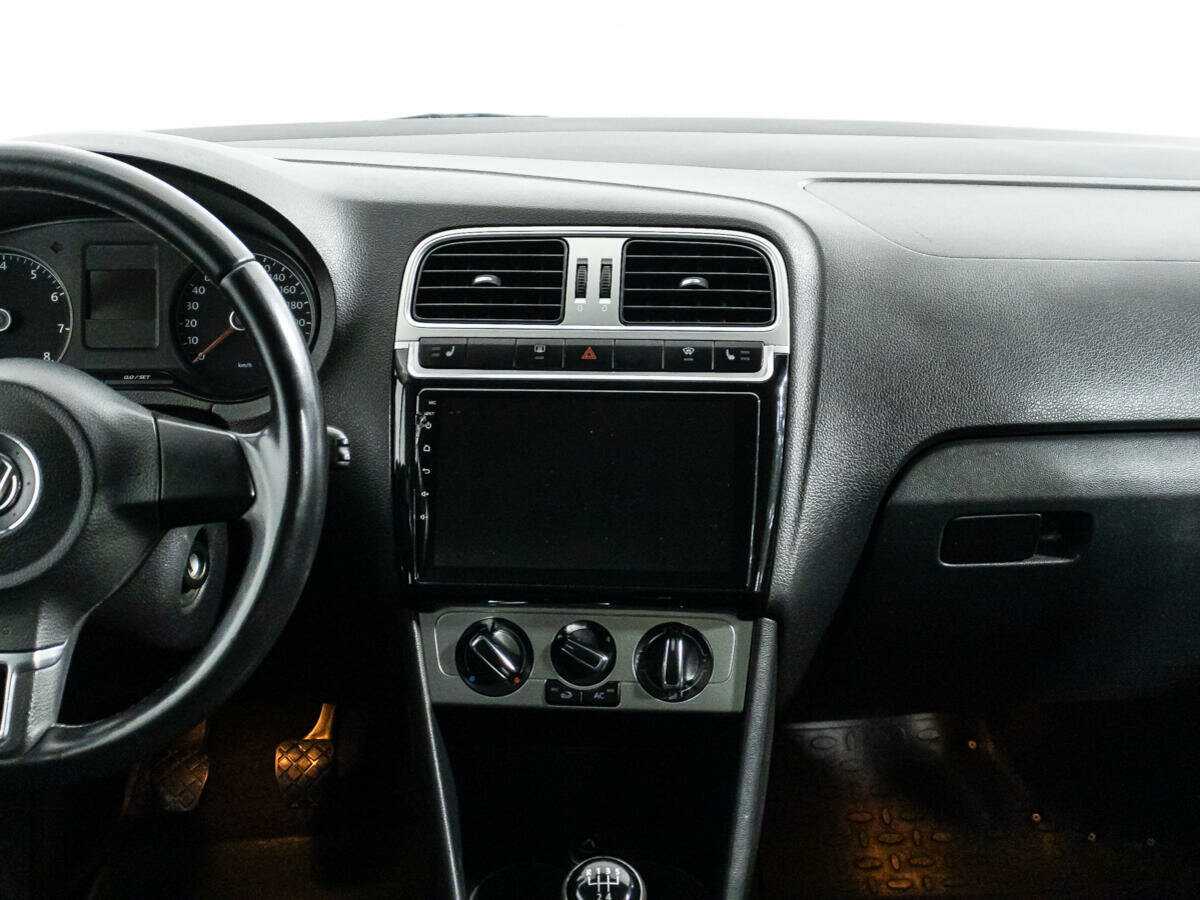 Б/У Фольксваген Поло 2013 года. Фото: #13